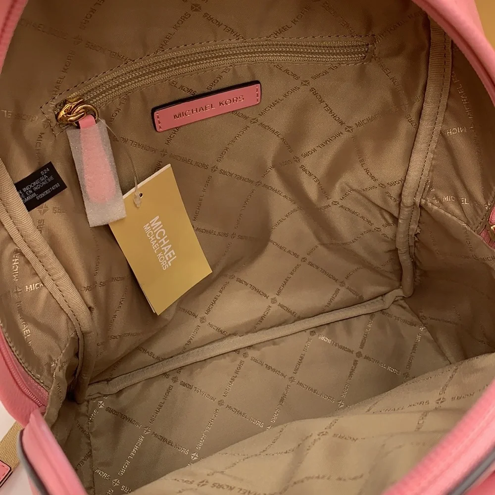 MICHAEL KORS Maisie Medium Pebbled Leather 2-in-1 Backpack CARNATION COL… - Picture 13 of 16